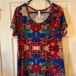 LuLaRoe Red/blue Classic T